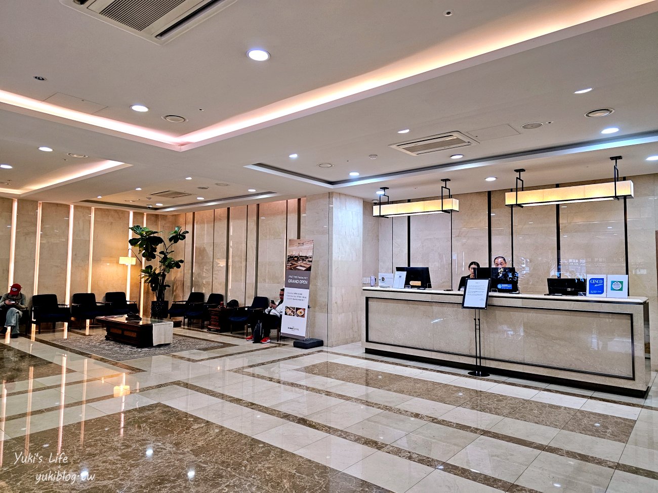 韓國【首爾東大門巔峰酒店Summit Hotel飯店】6702機場巴士、附近美食、換錢所攻略 (首爾自由行住宿推薦)@東大門歷史文化公園站 - yuki.tw