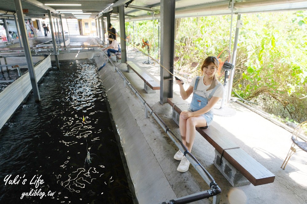 宜蘭親子景點【蘭楊蟹莊×蘭楊船菜】釣無毒泰國蝦、DIY烤蝦、保證蝦量!好吃好玩生態之旅 - yuki.tw