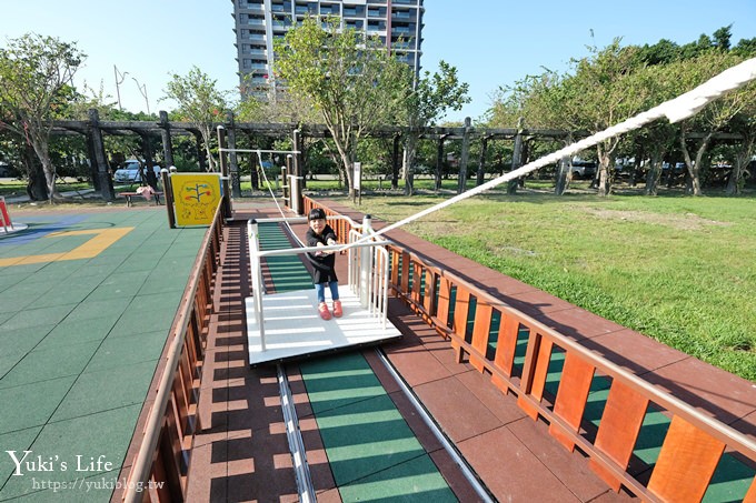 宜蘭新景點【蜂巢基地兒童遊樂場】土堤滑梯×沙坑×落羽松秘境(頭城運動公園) - yuki.tw