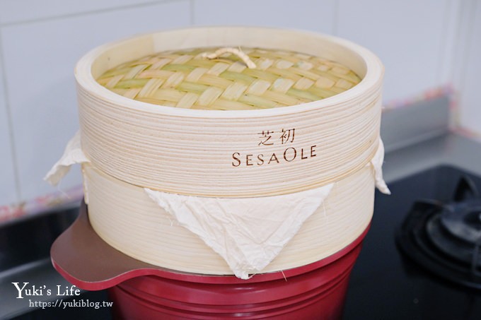 過年送禮推薦【芝初SesaOle】最暖心實用的年節禮盒~「蒸蒸日上」無敵年菜套裝DIY×「步步糕升」芝麻點心 - yuki.tw