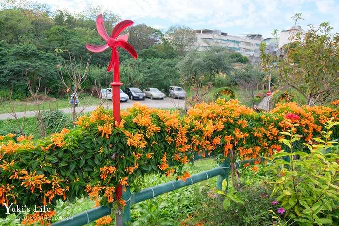 新北特色公園【鶯歌永吉公園】親子假日好去處！3D立體彩繪空橋、可愛公仔、野餐、溜滑梯、炮仗花 - yuki.tw