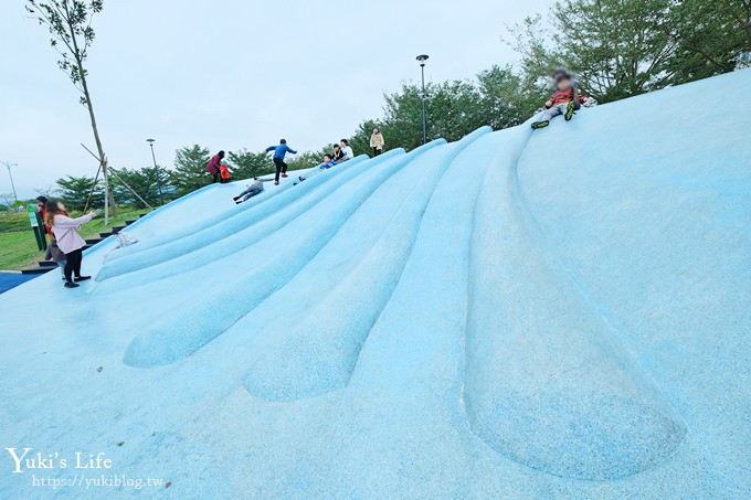 NEW苗栗景點【貓裏喵親子公園】章魚溜滑梯八爪都可以溜！扇形貝殼滑梯×超大沙坑×野餐～放假就來這裡玩 - yuki.tw