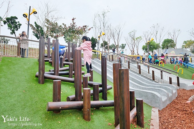 免費桃園親子景點【風禾公園】50公尺滾輪溜滑梯兒童冒險公園×7座溜滑梯加沙坑 - yuki.tw