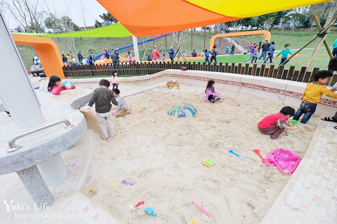 免費桃園親子景點【風禾公園】50公尺滾輪溜滑梯兒童冒險公園×7座溜滑梯加沙坑 - yuki.tw