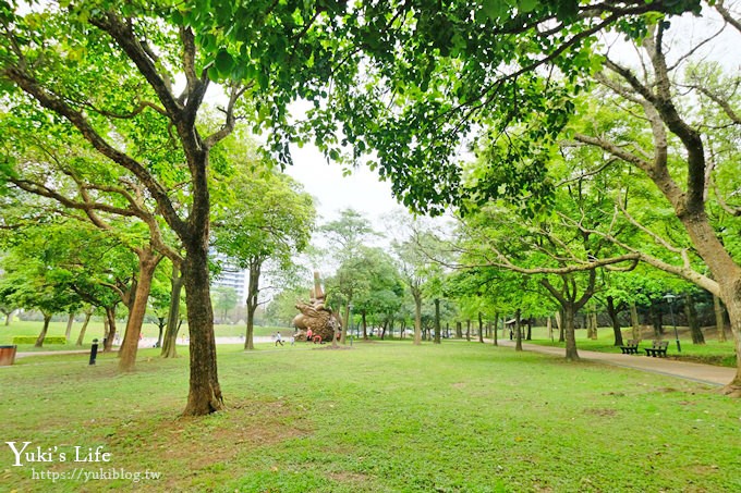 桃園親子景點【大溪埔頂公園】超美花海盛開×野餐好去處×大草皮溜滑梯×大溪老街順遊行程 - yuki.tw