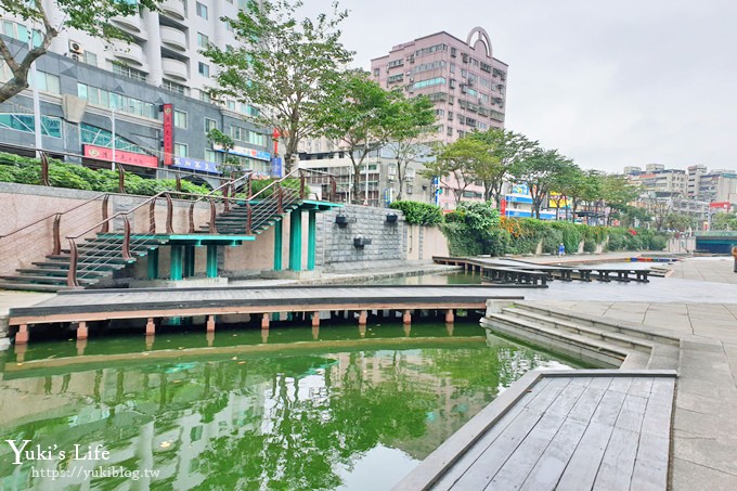 新北親子景點【中港大排親水公園】積木橋×立體彩繪拍照去！(交通、停車、拍照點攻略) - yuki.tw