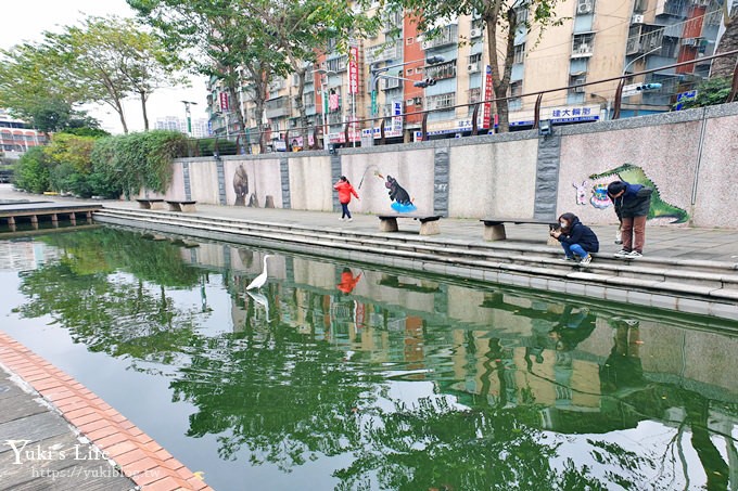 新北親子景點【中港大排親水公園】積木橋×立體彩繪拍照去！(交通、停車、拍照點攻略) - yuki.tw