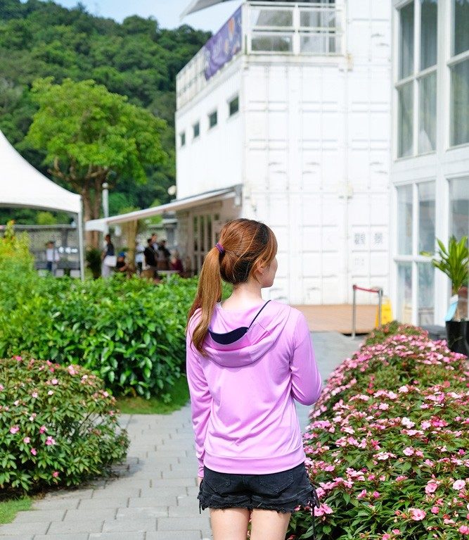 宜蘭礁溪景點》龍潭湖悠活園區，白色貨櫃屋免門票、大碗公溜滑梯野餐餵魚~ - yuki.tw