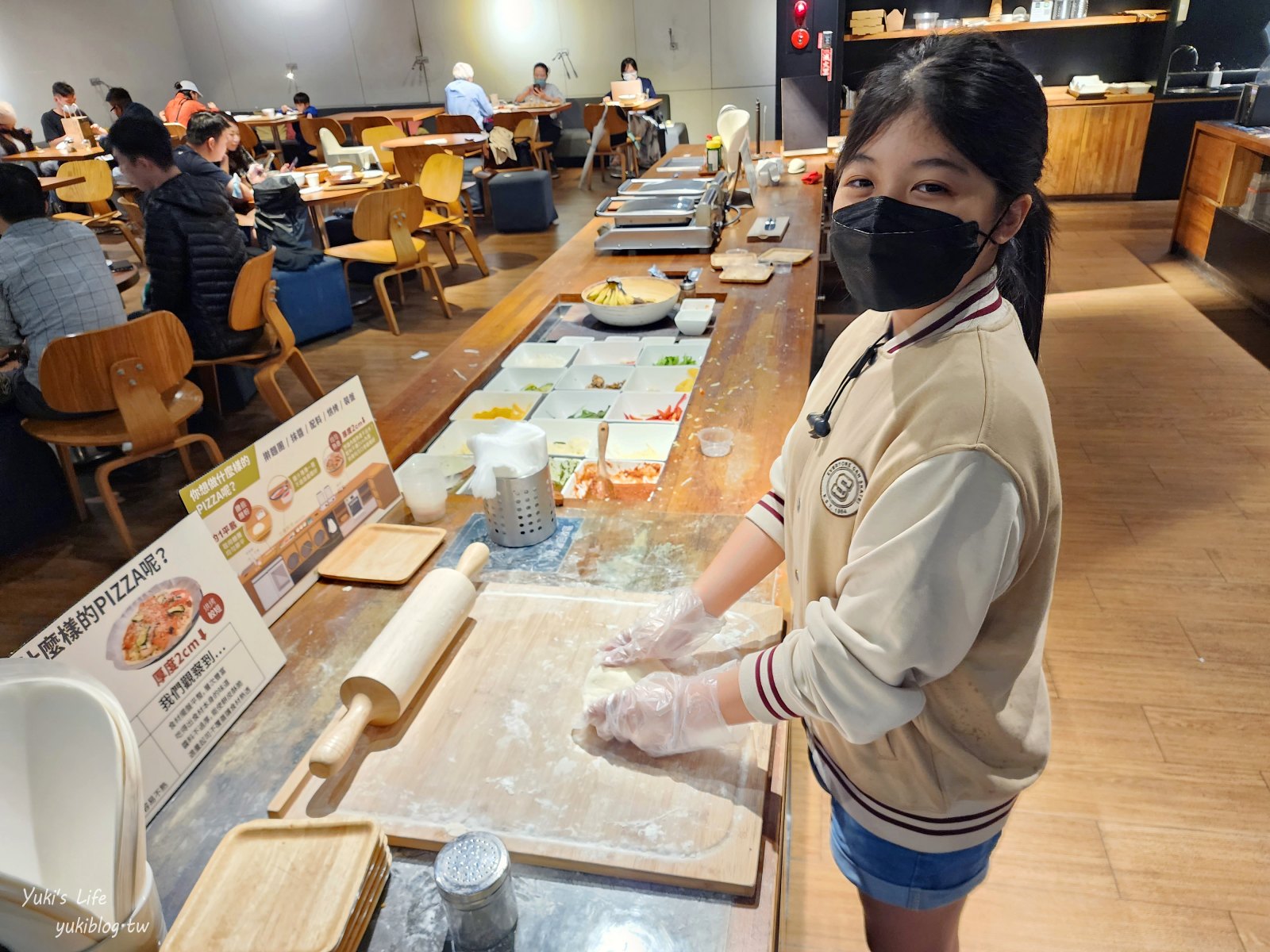 台北室內景點：覺旅咖啡陽光店,內湖不限時親子餐廳~DIY比薩、手沖咖啡、果汁(菜單、價格) - yuki.tw