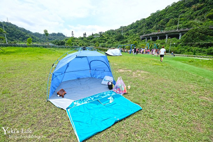 台北特色公園【山水綠小樂園】雙道溜索超刺激！草皮野餐玩沙趣 - yuki.tw