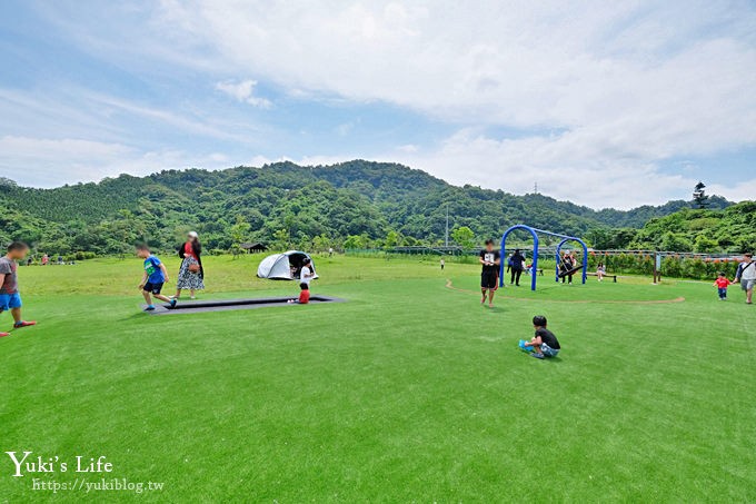 台北特色公園【山水綠小樂園】雙道溜索超刺激！草皮野餐玩沙趣 - yuki.tw