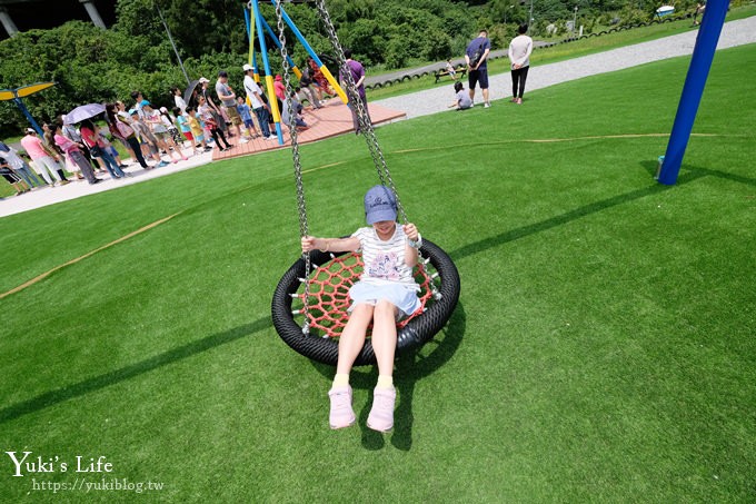 台北特色公園【山水綠小樂園】雙道溜索超刺激！草皮野餐玩沙趣 - yuki.tw