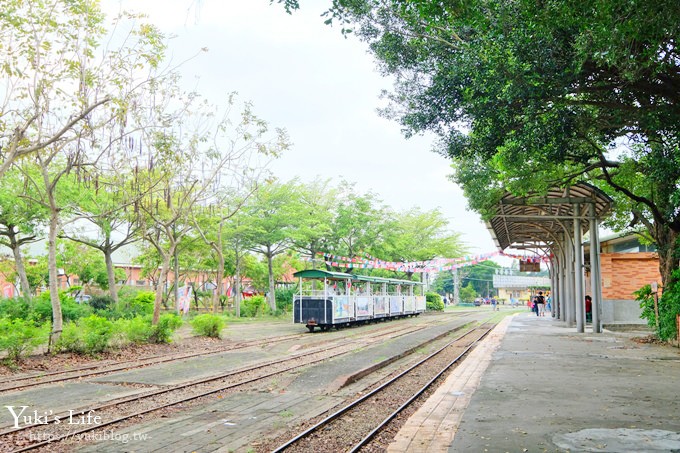 嘉義景點》蒜頭糖廠蔗埕文化園區~親子搭五分仔小火車，吃冰散步加美拍 - yuki.tw