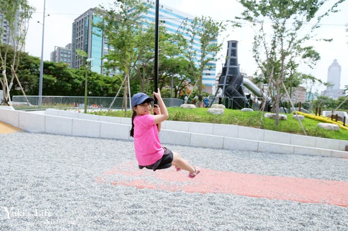 特色公園超好玩！華山大草原遊戲場～滑索、水沙世界、煙囪遊戲塔溜滑梯~親子野餐好去處！ - yuki.tw