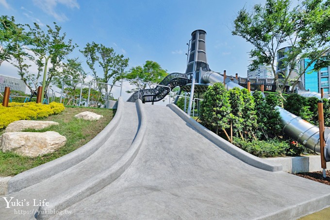 特色公園超好玩！華山大草原遊戲場～滑索、水沙世界、煙囪遊戲塔溜滑梯~親子野餐好去處！ - yuki.tw