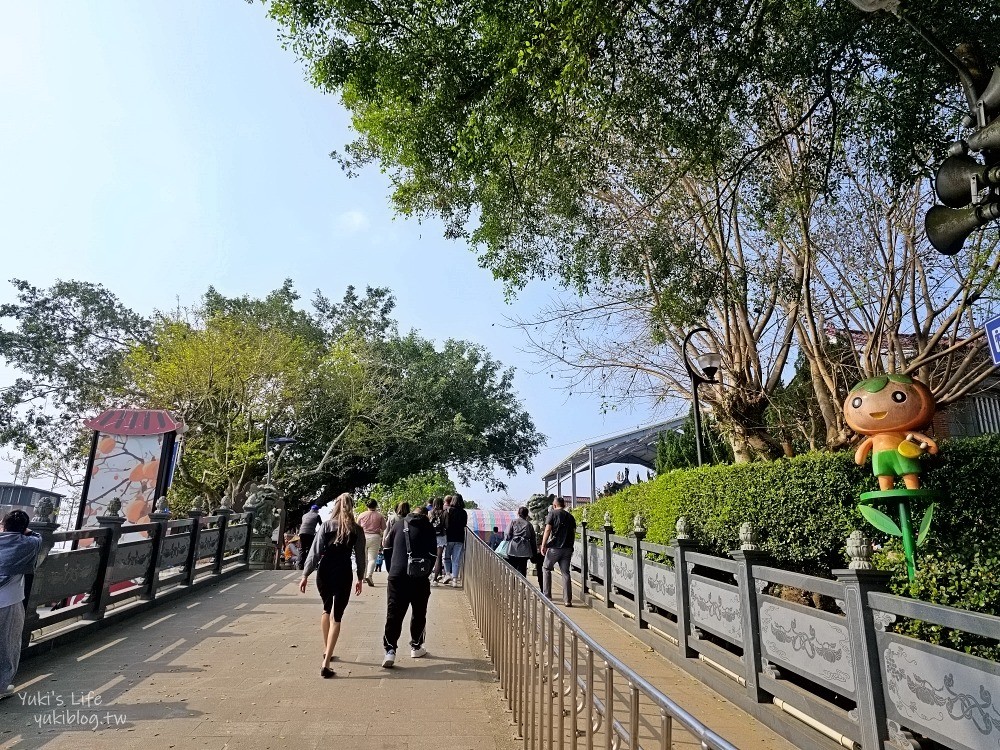 嘉義景點》半天岩紫雲寺，全台最長滾輪溜滑梯還能賞櫻花，阿里山一日遊好去處 - yuki.tw