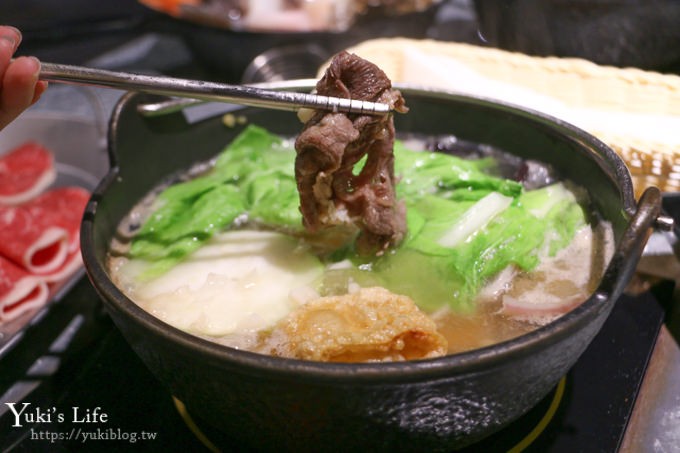 台北火鍋美食【肉普普石頭涮涮鍋】手掌大生蠔海鮮總匯鍋超滿足~捷運松山站 - yuki.tw