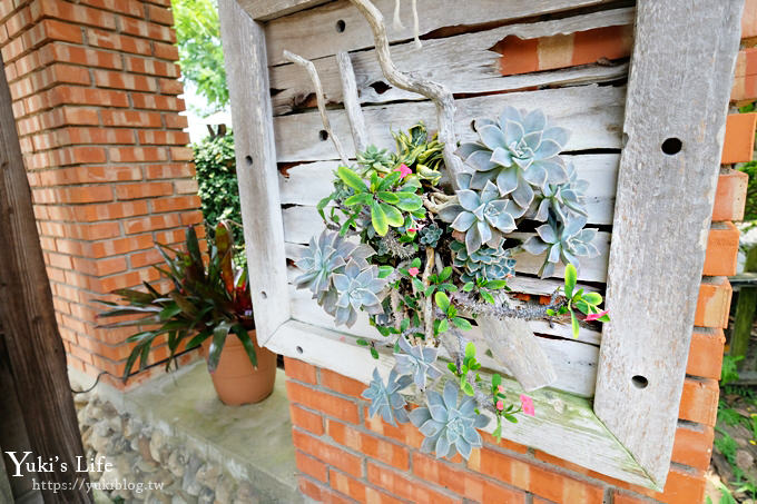 苗栗親子景點【荷塘居】田園鄉村風格×鳶尾花園區景觀餐廳 - yuki.tw