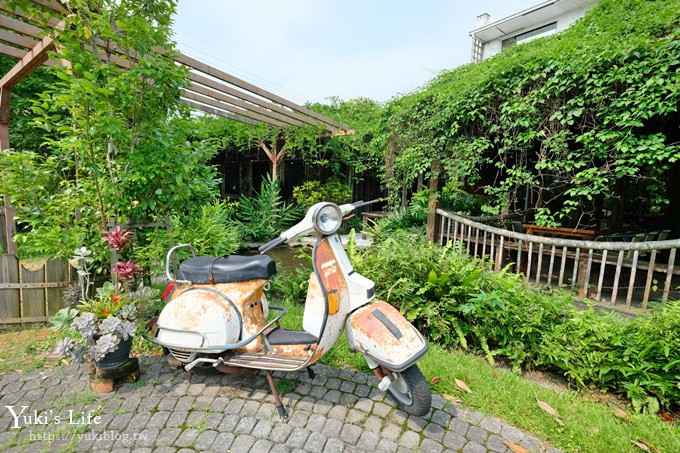 苗栗親子景點【荷塘居】田園鄉村風格×鳶尾花園區景觀餐廳 - yuki.tw