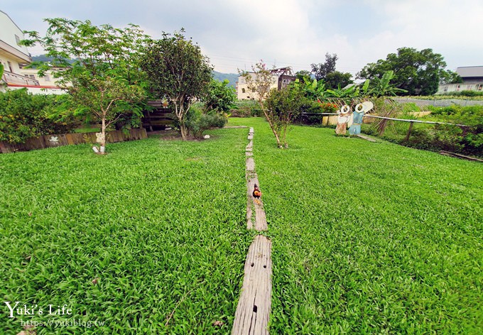 苗栗親子景點【荷塘居】田園鄉村風格×鳶尾花園區景觀餐廳 - yuki.tw