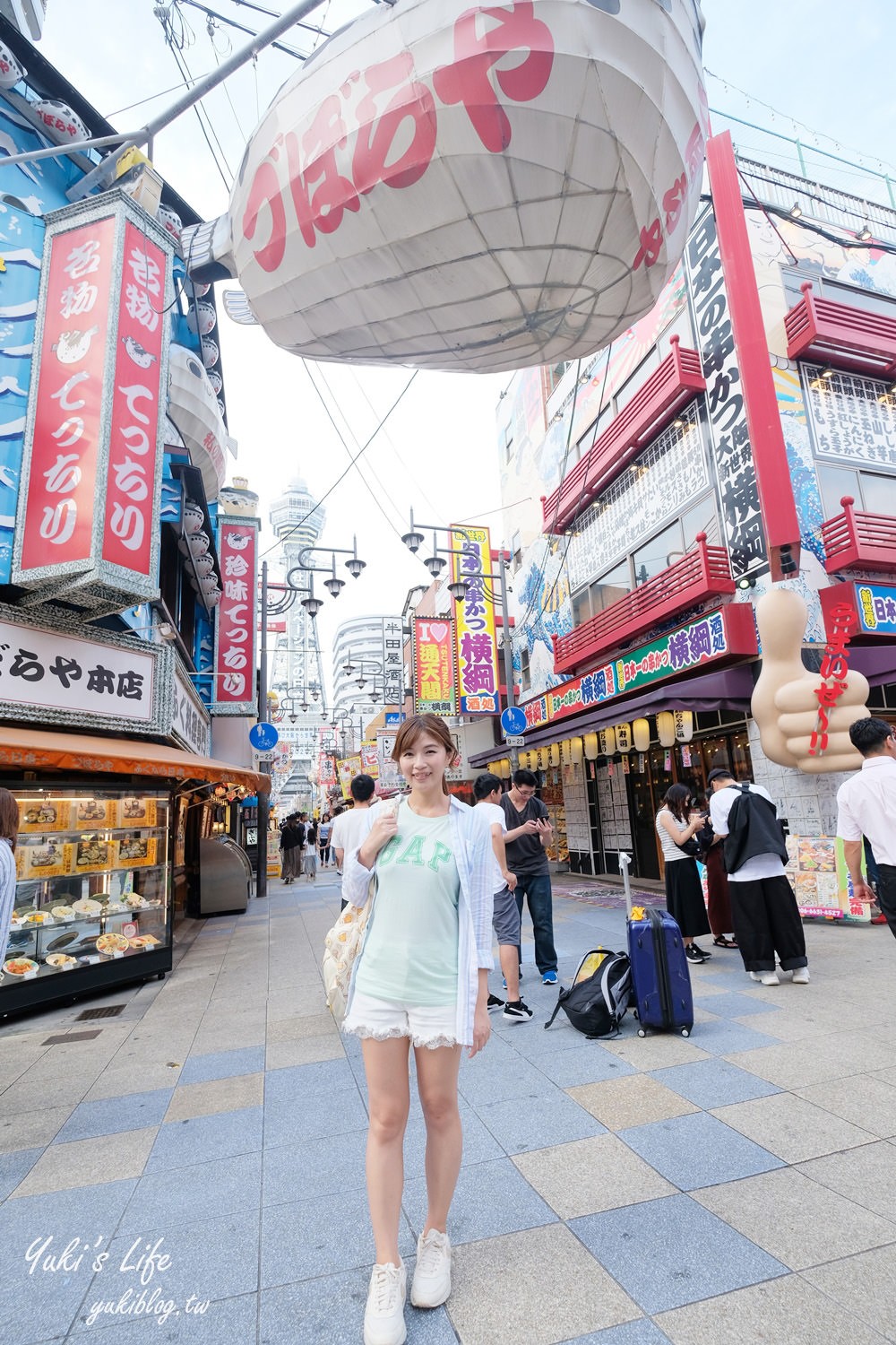 大阪必訪免費景點【通天閣】新世界商店街巨型食物招牌，每家都有特色 - yuki.tw