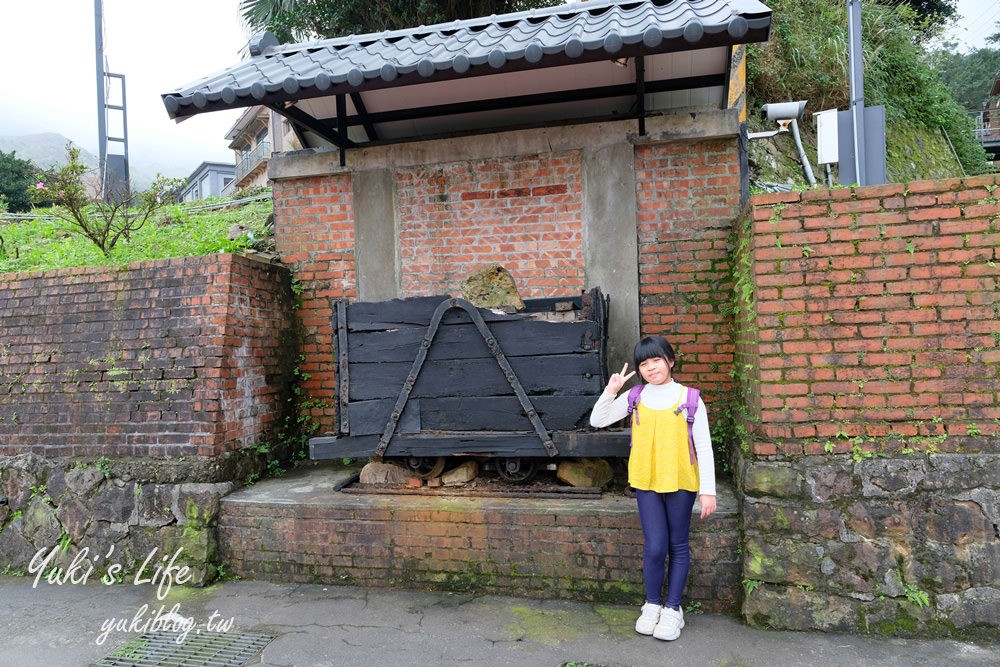 新北瑞芳景點》金瓜石黃金博物館，古董客運充滿回憶，可以來淘金~ - yuki.tw