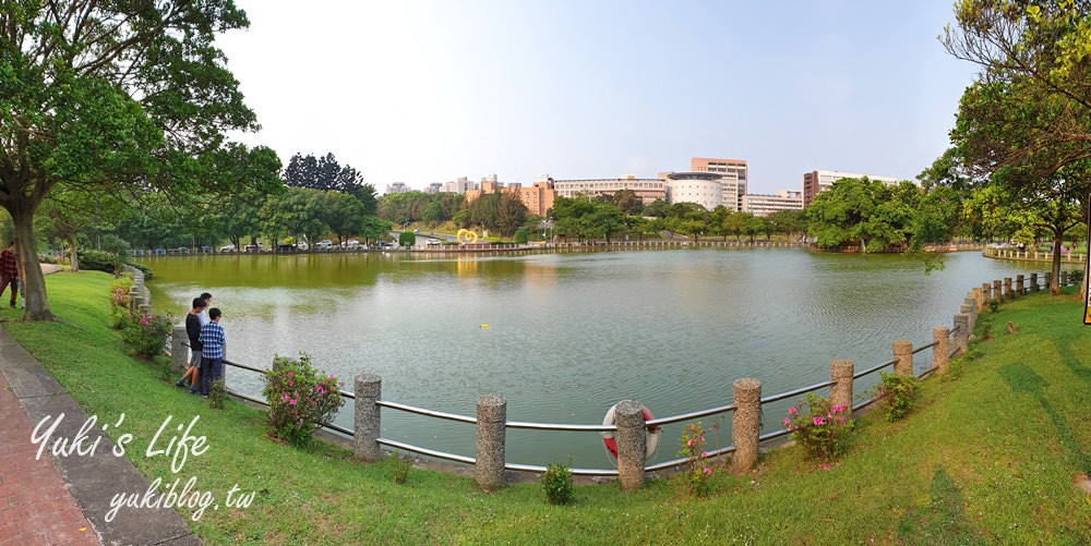 體育大學志清湖》湖中土地公廟！大草皮超愜意，好停車還能免費逛文物館 - yuki.tw