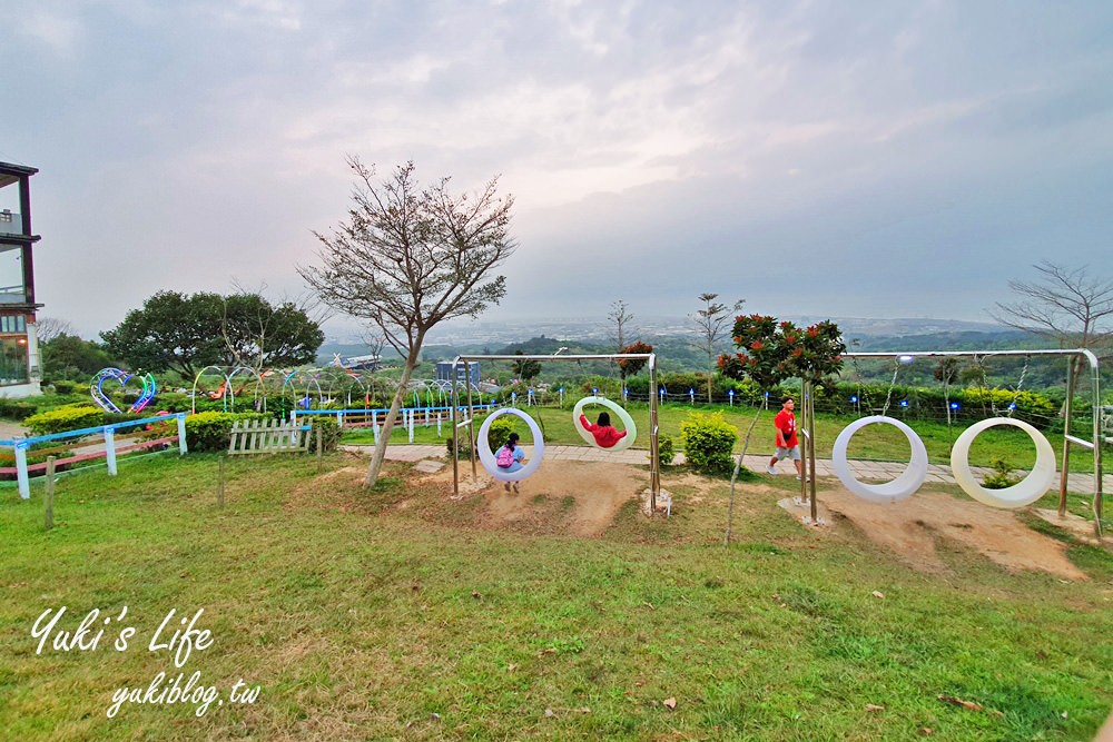 桃園親子景點【海灣星空】月亮鞦韆海景飛機景觀餐廳×迷你馬×大古山夜景超浪漫(暫停營業) - yuki.tw