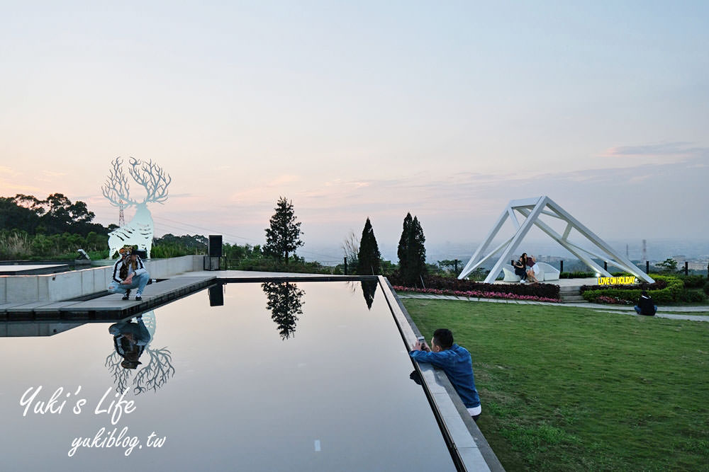 新竹湖口夜景餐廳【夏季三角景觀咖啡廳】戶外浪漫造景賞夕陽×大草皮好療癒 - yuki.tw