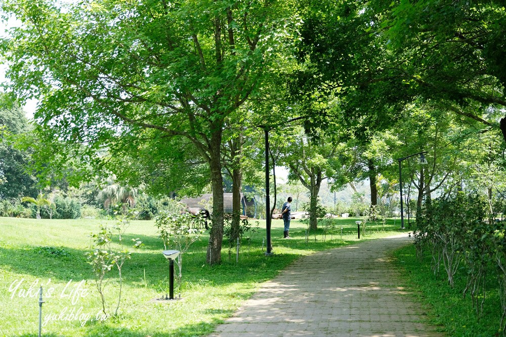 苗栗景點【日新島】吊橋湖中島親子景點×水榭樓台景觀咖啡廳~明德水庫自然風光散步去 - yuki.tw