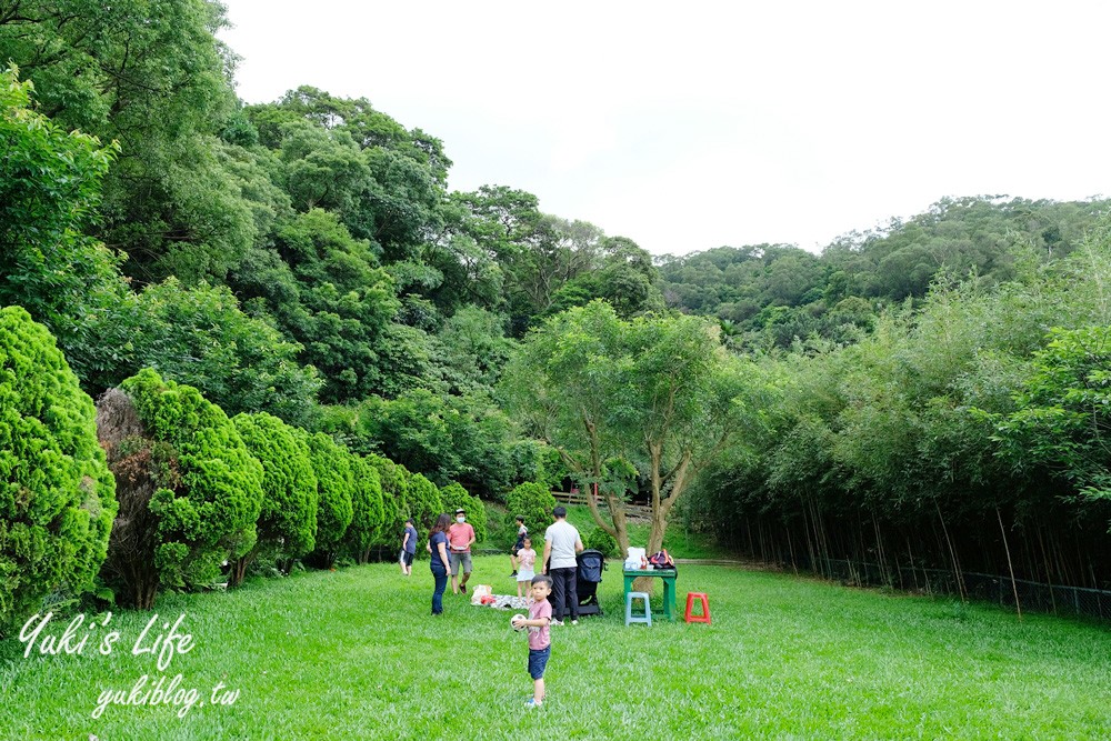 新北八里柚香農場(桃樂絲森林餐廳)小動物親子景觀餐廳、草皮沙坑、免門票 - yuki.tw