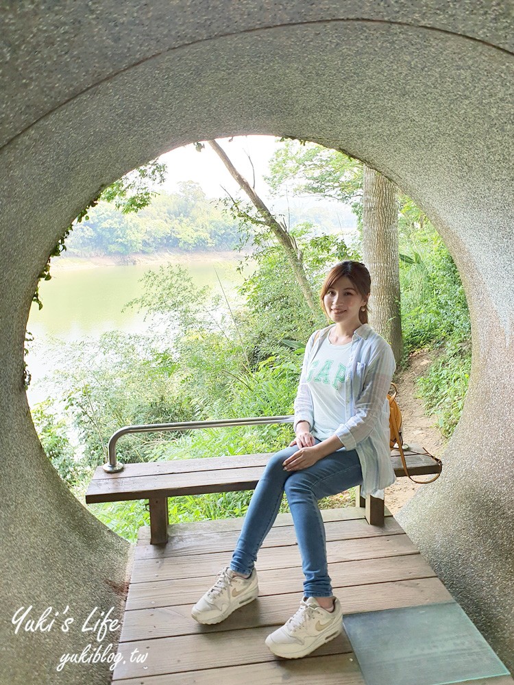 苗栗景點【日新島】吊橋湖中島親子景點×水榭樓台景觀咖啡廳~明德水庫自然風光散步去 - yuki.tw