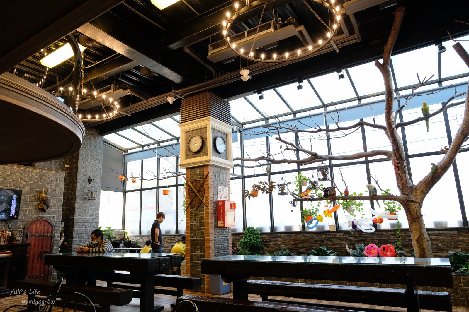 20251112133933_0_02b17c 彰化┃台灣優格餅乾學院┃走進餅乾魔法世界！免費咖啡好大心，餅乾試吃、DIY、城堡外觀超好拍