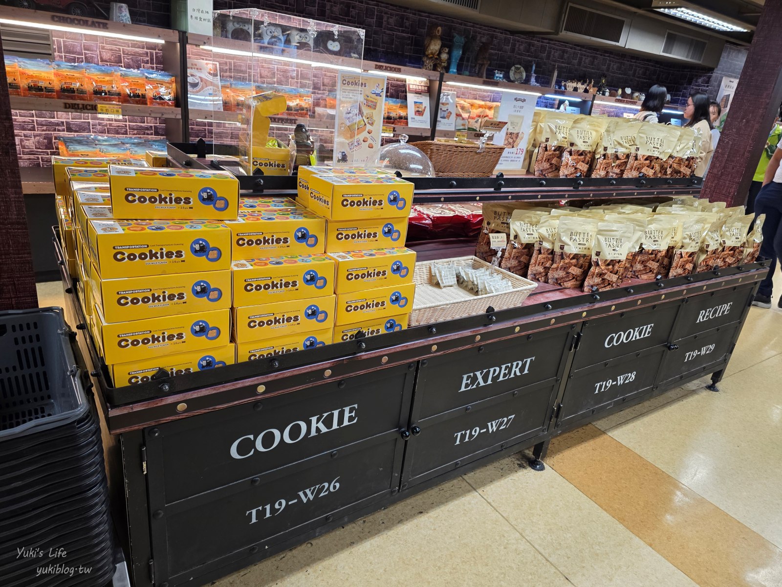 20251112134059_0_e0d7d6 彰化┃台灣優格餅乾學院┃走進餅乾魔法世界！免費咖啡好大心，餅乾試吃、DIY、城堡外觀超好拍