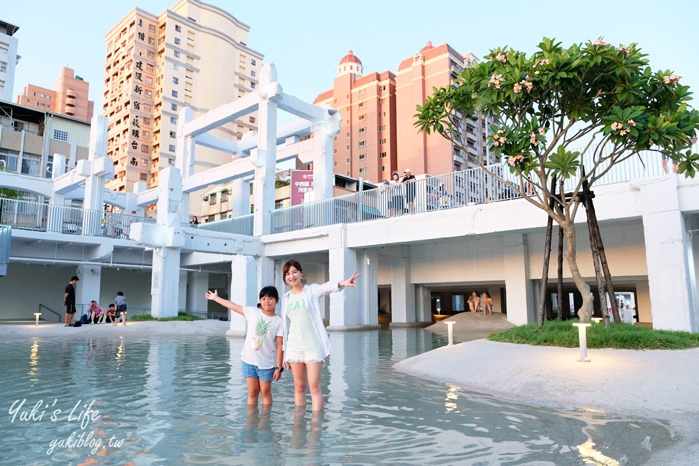 台南免費親子景點【河樂廣場】親子玩水、約會賞夕陽~台南一日遊必訪 - yuki.tw