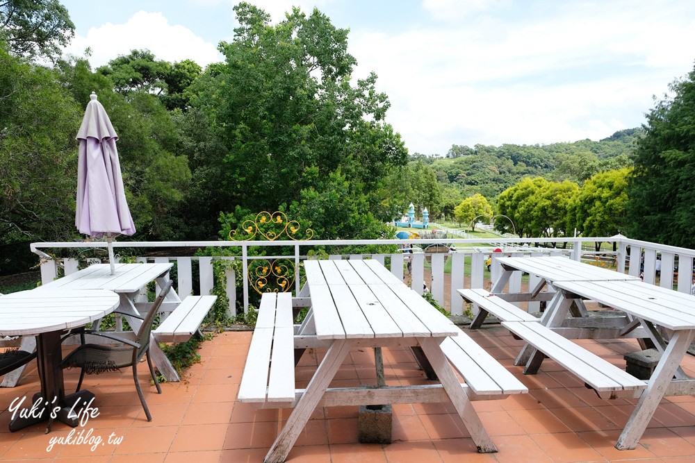 桃園大溪親子景點【富田花園農場】餵草泥馬餵小豬 浪漫水晶教堂 草泥馬冰棒 - yuki.tw