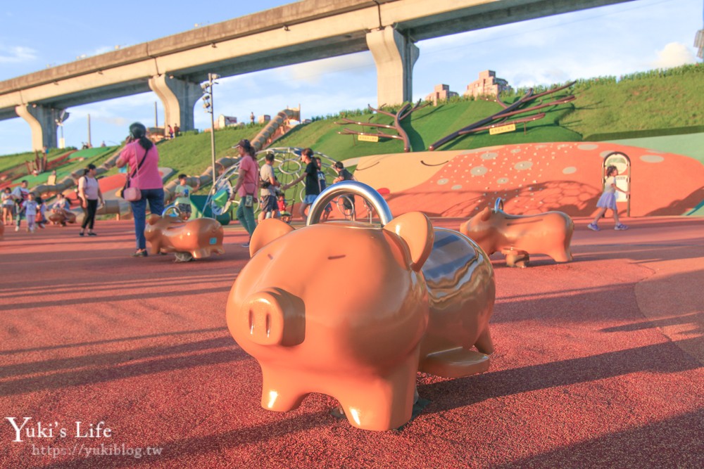 台北親子景點┃新北大都會公園「熊猴森樂園」全台最大31座溜滑梯！捷運三重站特色公園 - yuki.tw