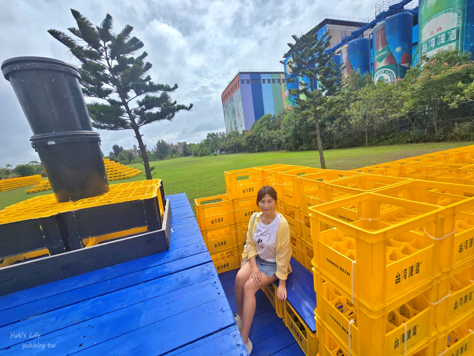 20251030150629_0_f98ccf 苗栗免費景點【竹南啤酒廠】巨型啤酒也太壯觀!來觀光工廠看老煙囪與發酵桶的大改造!