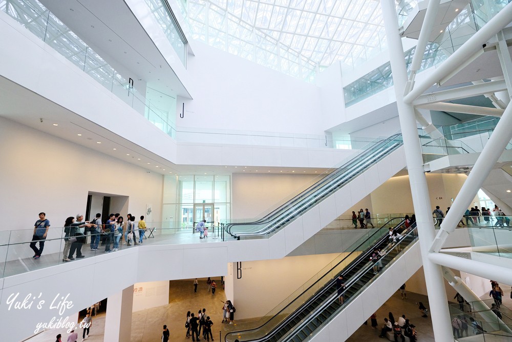 台南景點【台南市美術館2館】台南必朝聖地標之一~感受空間與光影交織的美 - yuki.tw