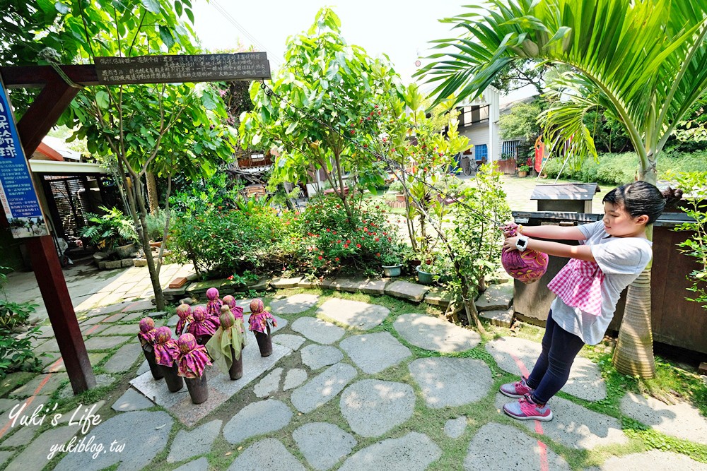 雲林景點【北港春生活博物館】鄉村風復古木業農村園區~超多木造玩具、餵雞體驗好有趣 - yuki.tw