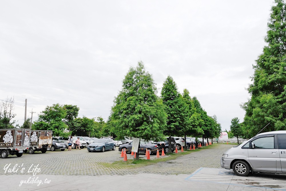 雲林景點【千巧谷牛樂園牧場】免門票乳牛主題親子好去處！玩沙、餵牛、豬舍文青咖啡館吃窯烤pizza - yuki.tw