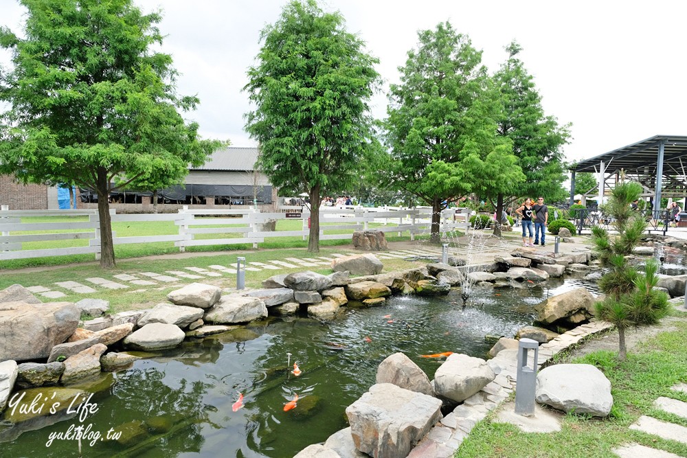 雲林景點【千巧谷牛樂園牧場】免門票乳牛主題親子好去處！玩沙、餵牛、豬舍文青咖啡館吃窯烤pizza - yuki.tw