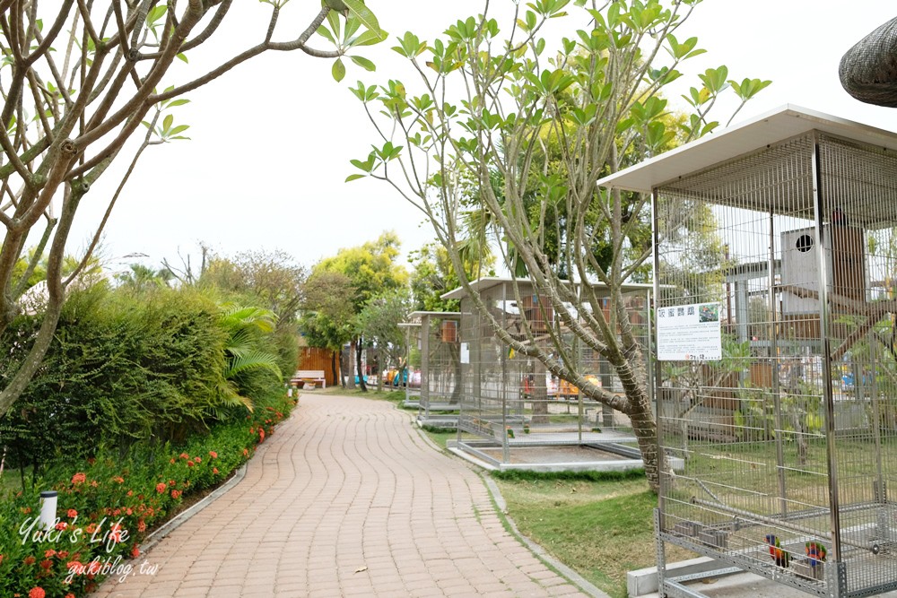 嘉義民雄景點【三隻小豬觀光農場】20多種動物遊樂園、繪本世界親子一日遊！ - yuki.tw