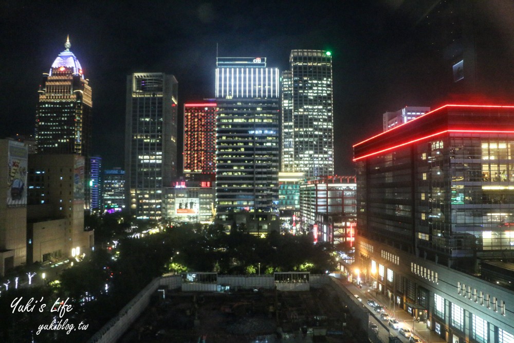 台北宵夜火鍋「美滋鍋」夢幻粉紅世界~還有貼心桌邊服務/營業時間到早上6點 - yuki.tw