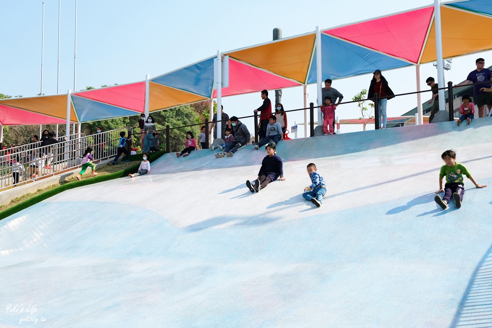 嘉義景點》嘉義公園.KANO園區~星光溜滑梯,全新遊客中心有咖啡和冰淇淋 - yuki.tw