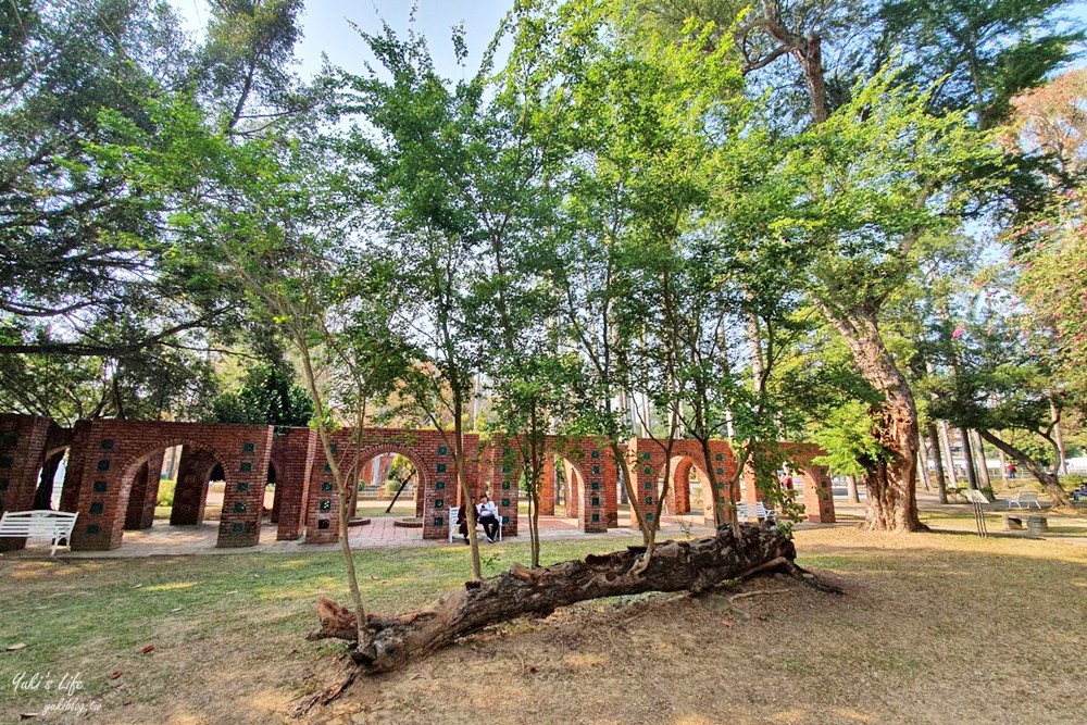 嘉義景點》嘉義公園.KANO園區~星光溜滑梯,全新遊客中心有咖啡和冰淇淋 - yuki.tw