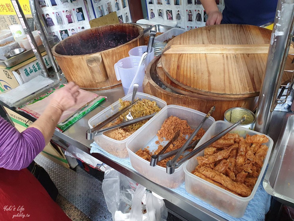 台北車站早餐推薦「青島飯糰」紫米飯糰銅板美食超好吃！菜單分享 - yuki.tw