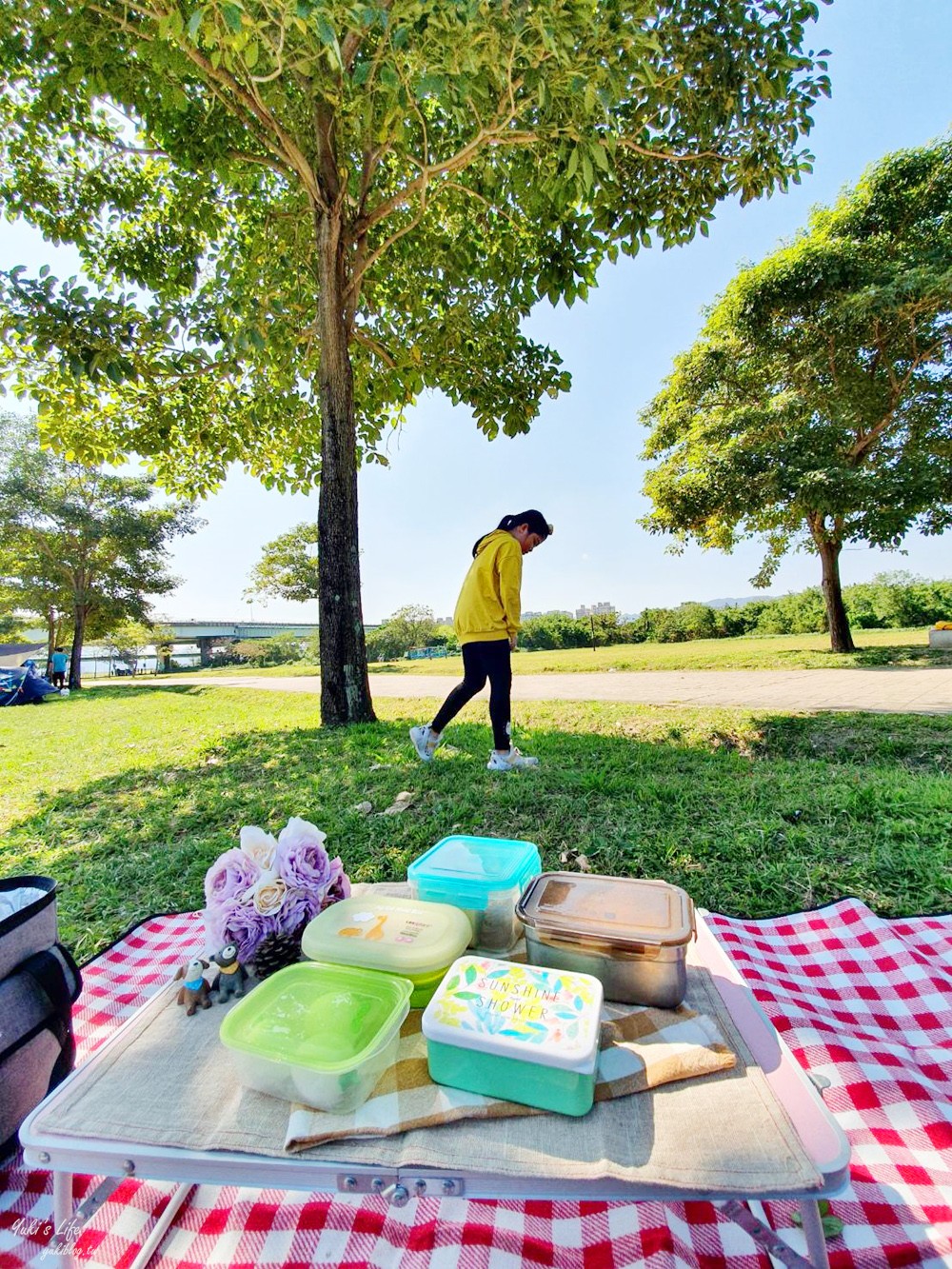 免費親子景點》浮洲藝術河濱公園vs羊咩咩的家～野餐大草皮，停車方便，騎腳踏車一日遊 - yuki.tw