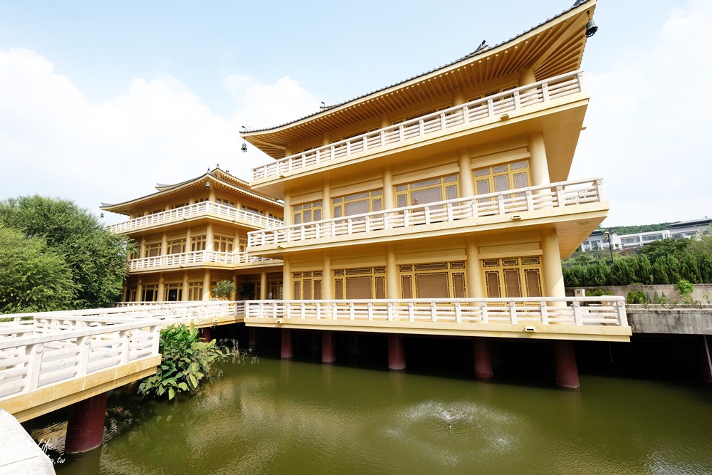 免費景點》佛光山佛陀紀念館~親子假日好去處，平價景觀自助餐廳吃到飽好划算！ - yuki.tw