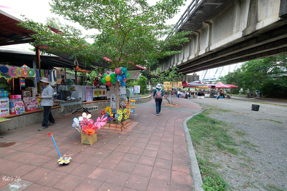 來放電消耗體力！舊鐵橋天空步道、小本愛玉、三和瓦窯、濕地公園~野餐親子好去處！ - yuki.tw